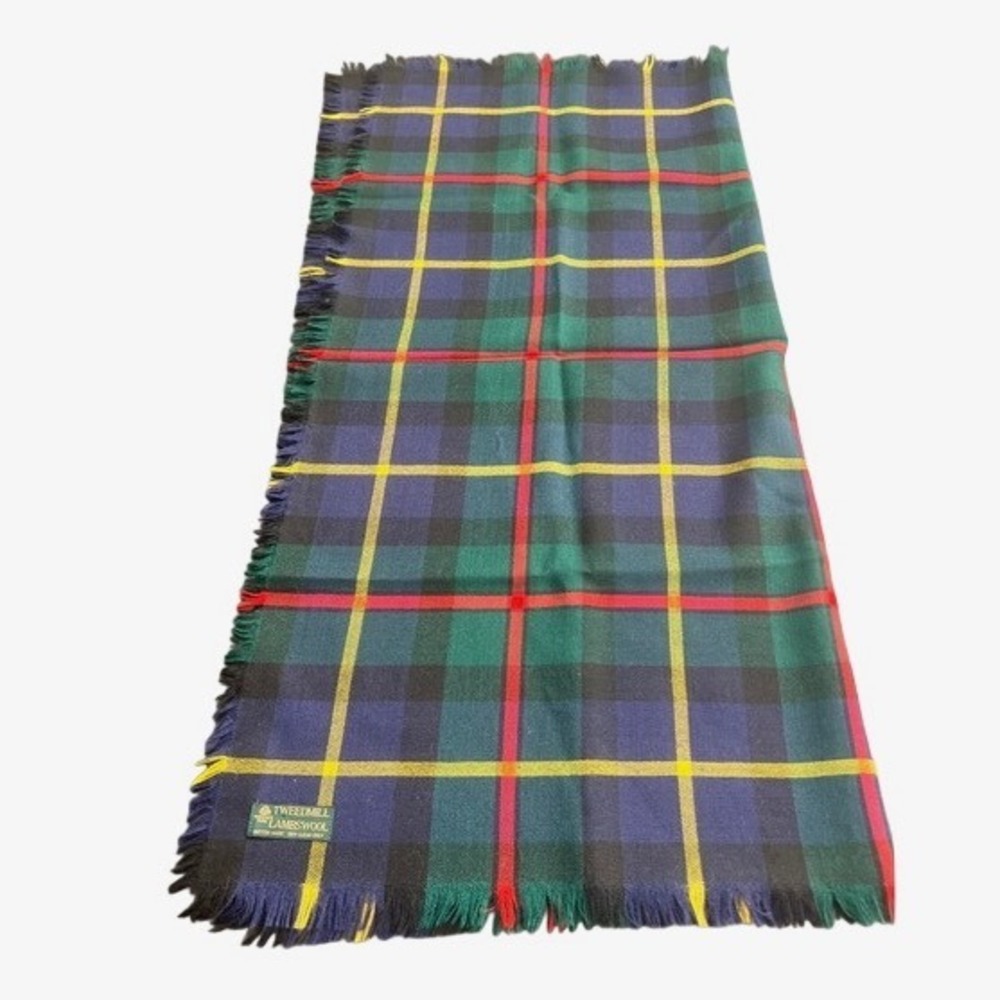 Tweedmill Pure New Lambswool Tartan Farquharson Modern plaid pattern 30" square